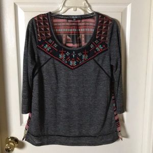 Miss Me Top Boho Heather Gray Embroidered Size small